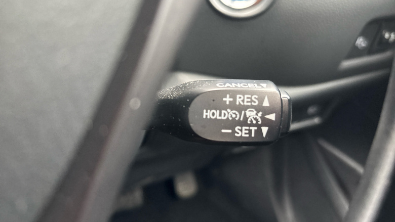 Toyota C-HR 1.8 Hybrid Design 5dr CVT Hybrid Hatchback